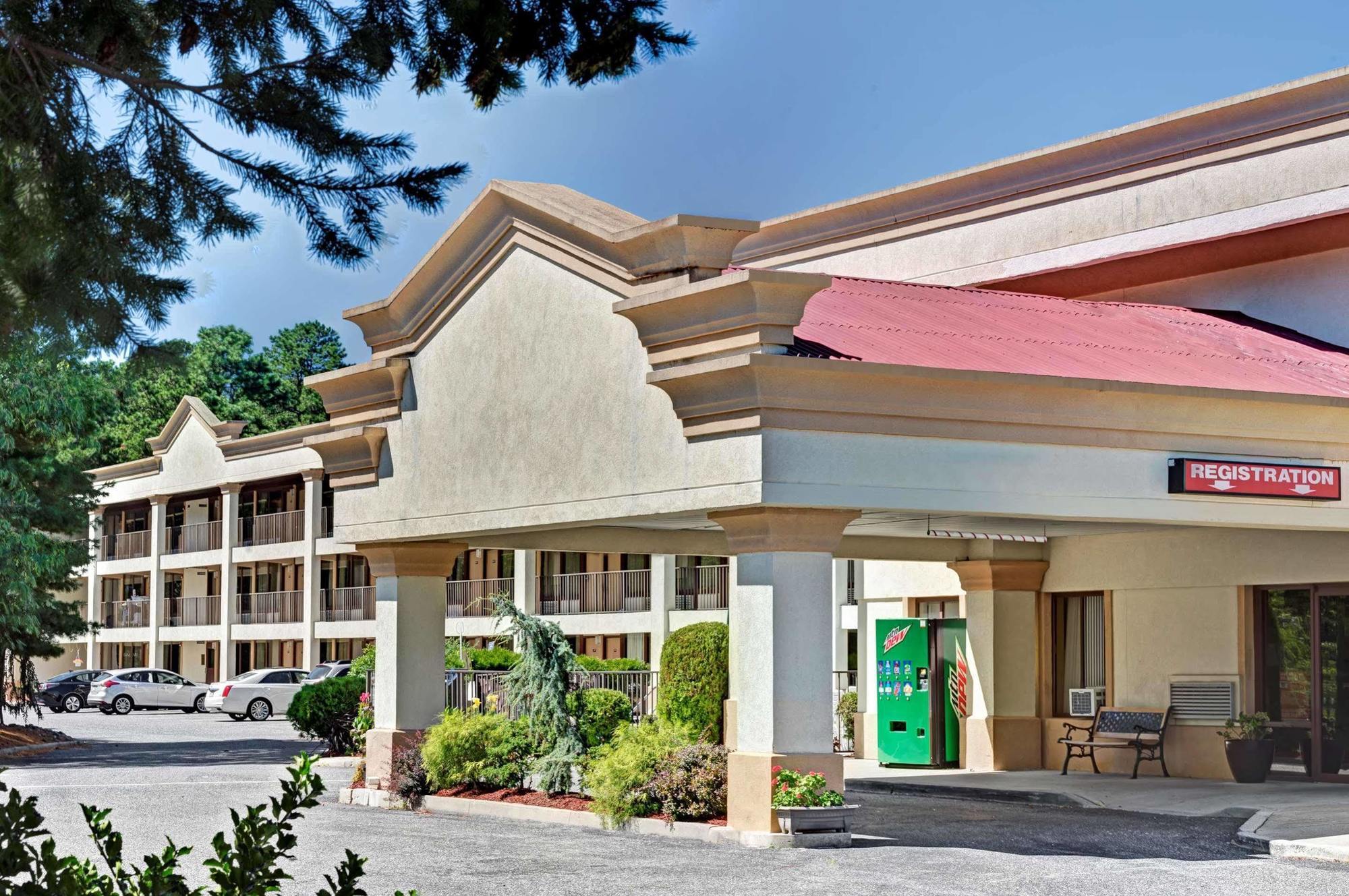 Inn At Atlantic City Hotel & Banquet Галлоуэй Экстерьер фото